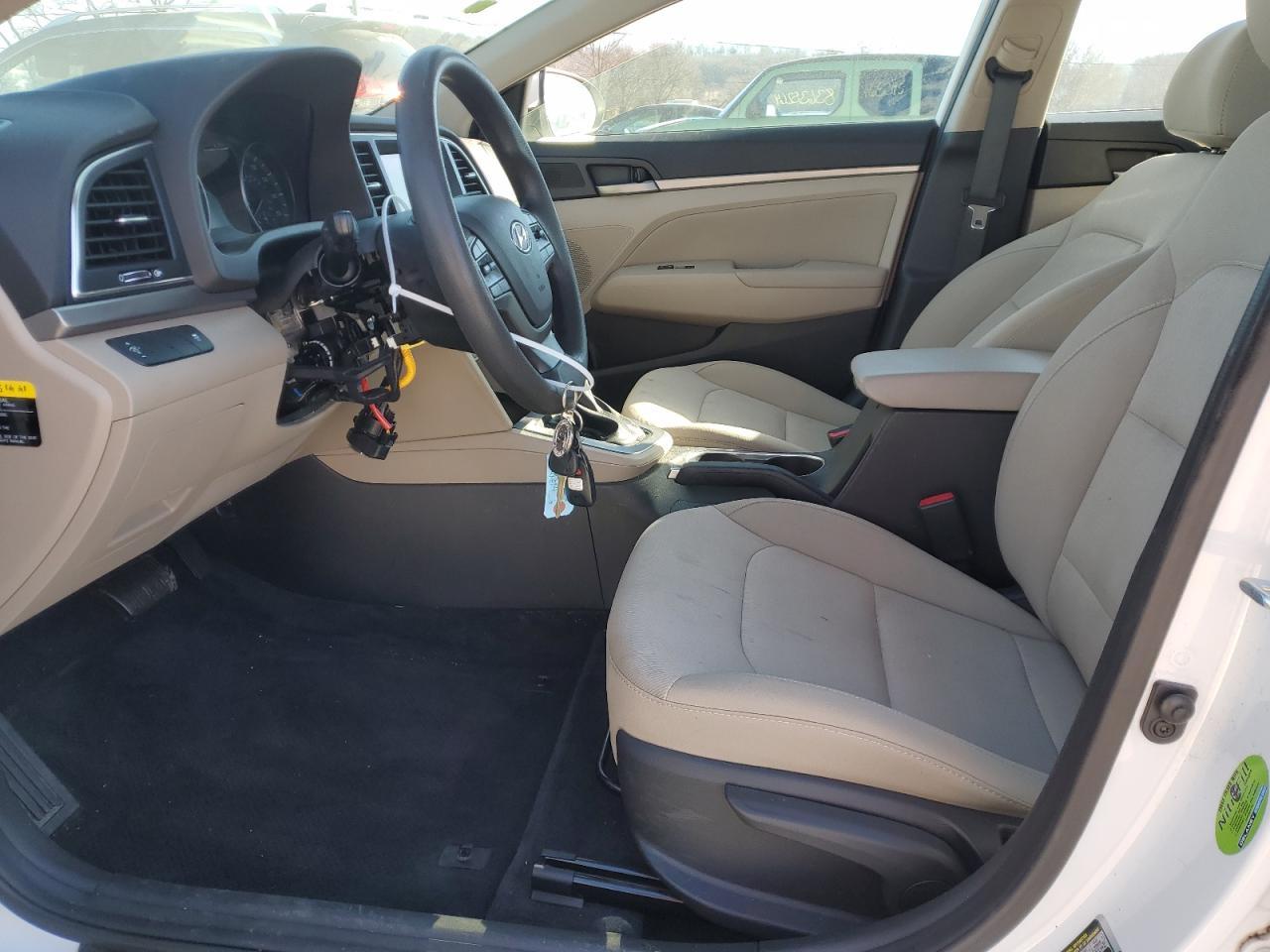 2017 HYUNDAI ELANTRA SE - Image 7