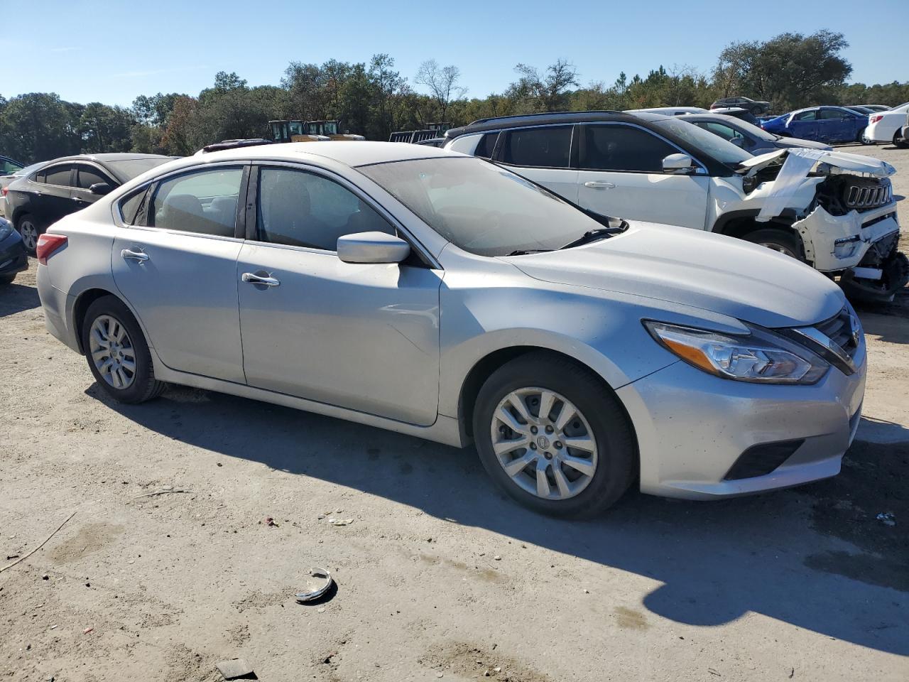 2017 NISSAN ALTIMA 2.5 - Фото 4