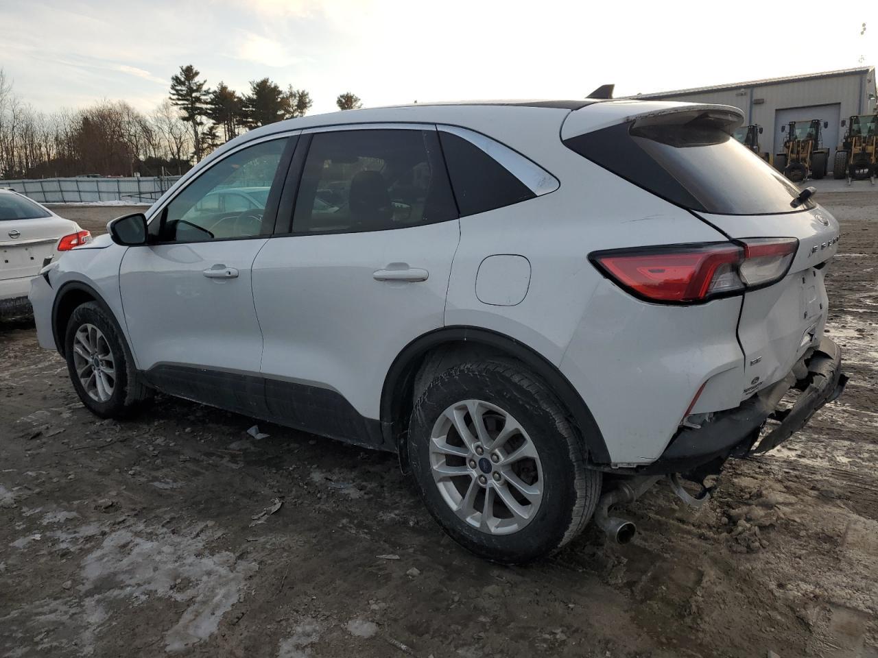 2020 FORD ESCAPE SE - Image 2