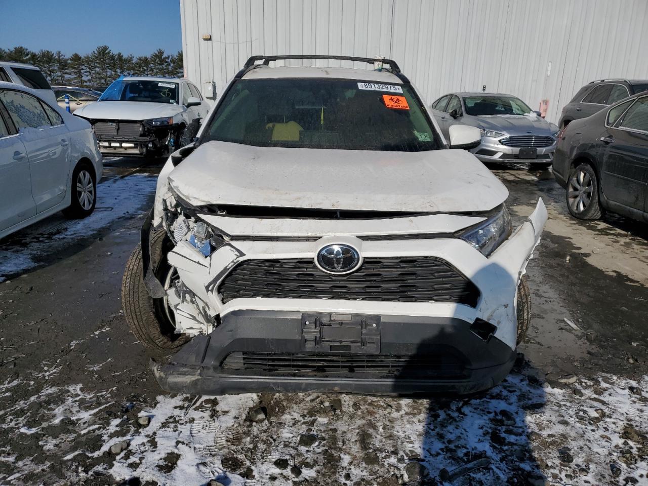 2020 TOYOTA RAV4 XLE - Фото 5