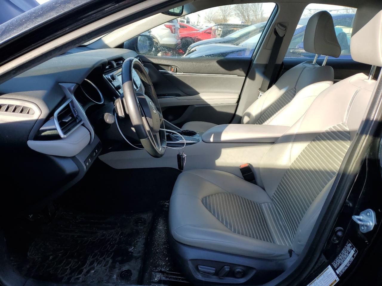 2018 TOYOTA CAMRY L - Image 7