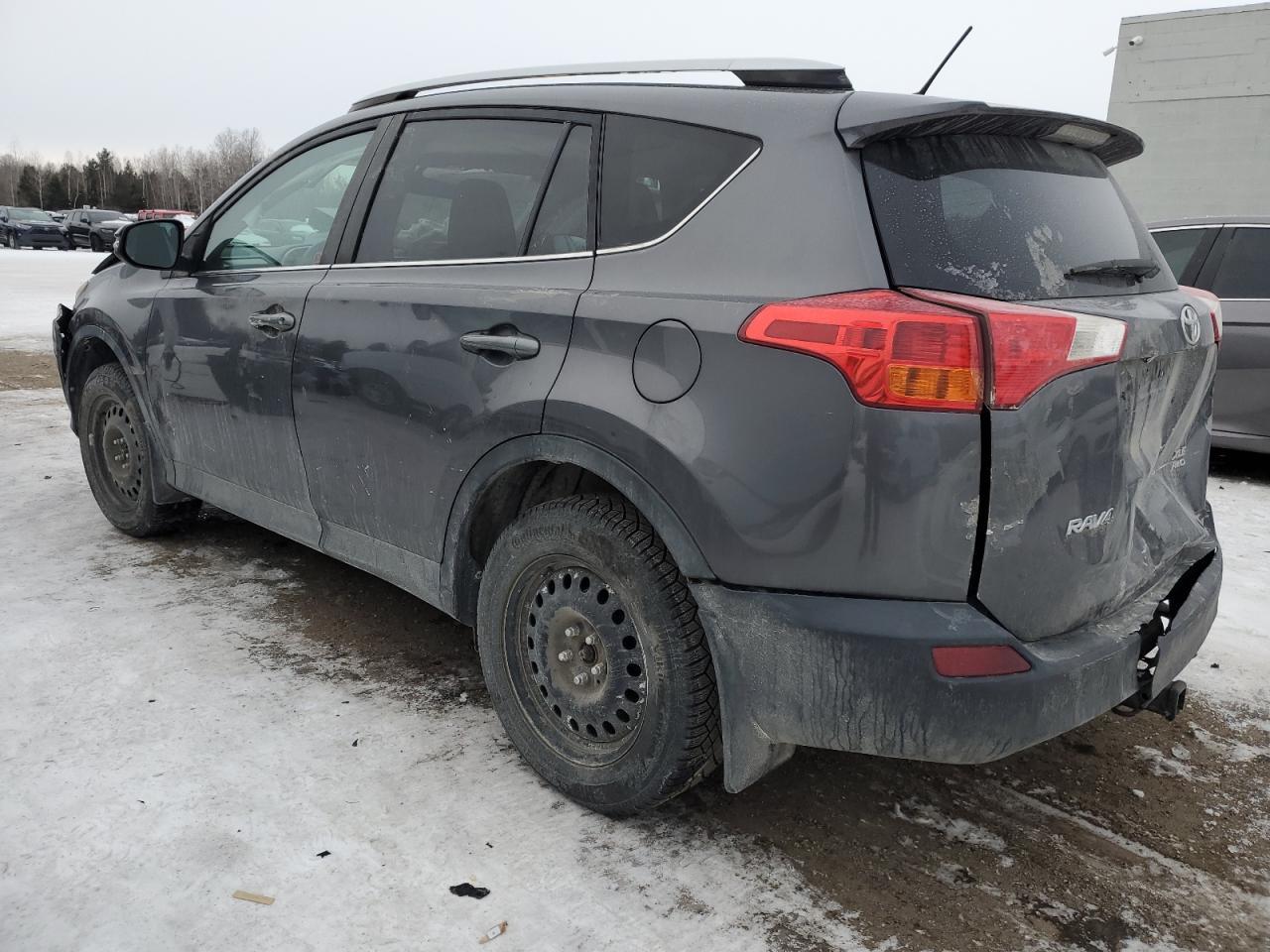 2015 TOYOTA RAV4 XLE - Фото 2