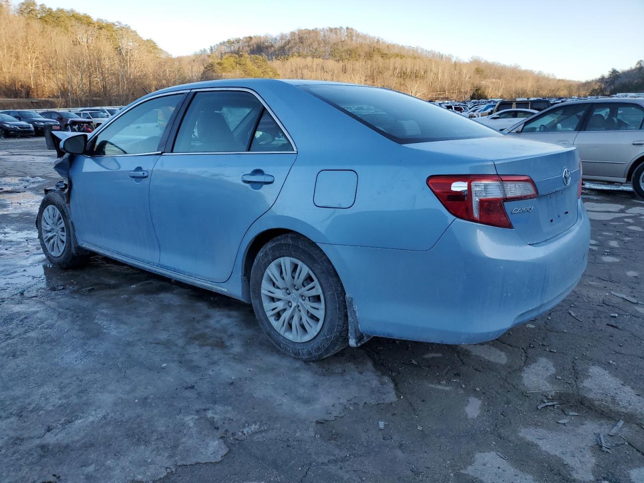 2014 TOYOTA CAMRY L - Image 2