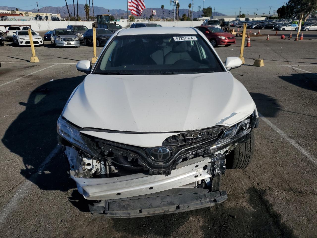2020 TOYOTA CAMRY LE - Фото 5