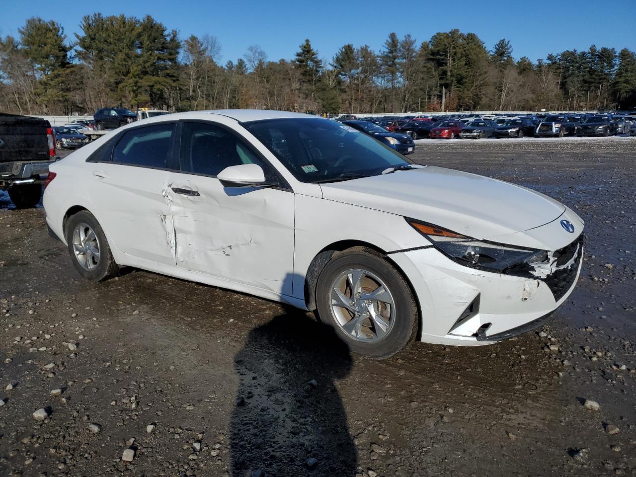 2022 HYUNDAI ELANTRA SE - Фото 4