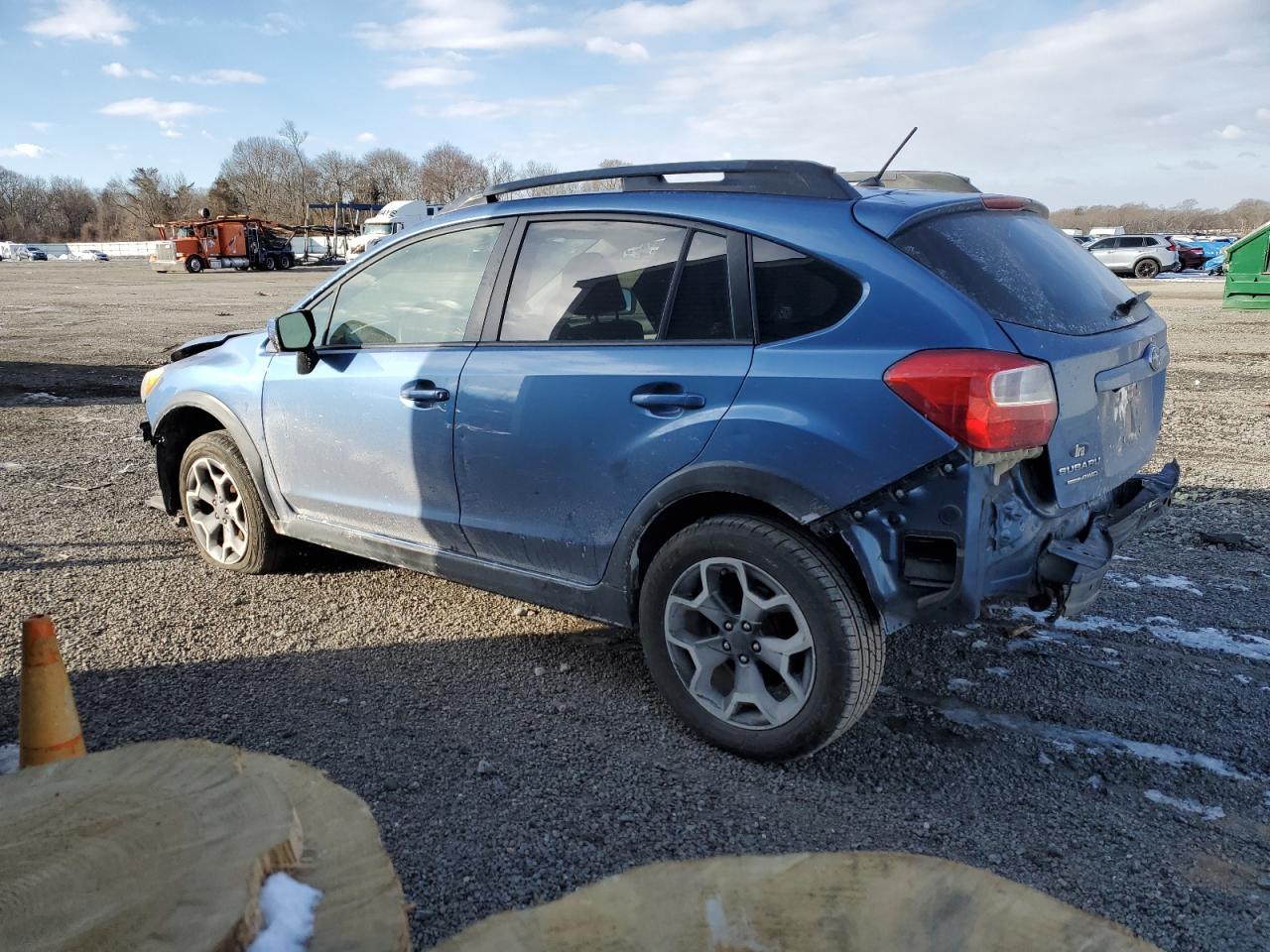2015 SUBARU XV CROSSTR - Image 2