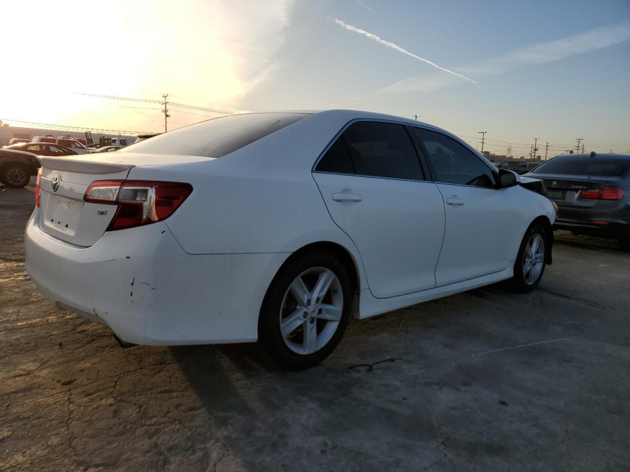 2012 TOYOTA CAMRY BASE - Фото 3