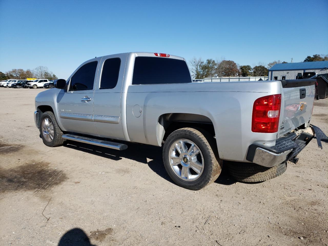2012 CHEVROLET SILVERADO - Фото 2