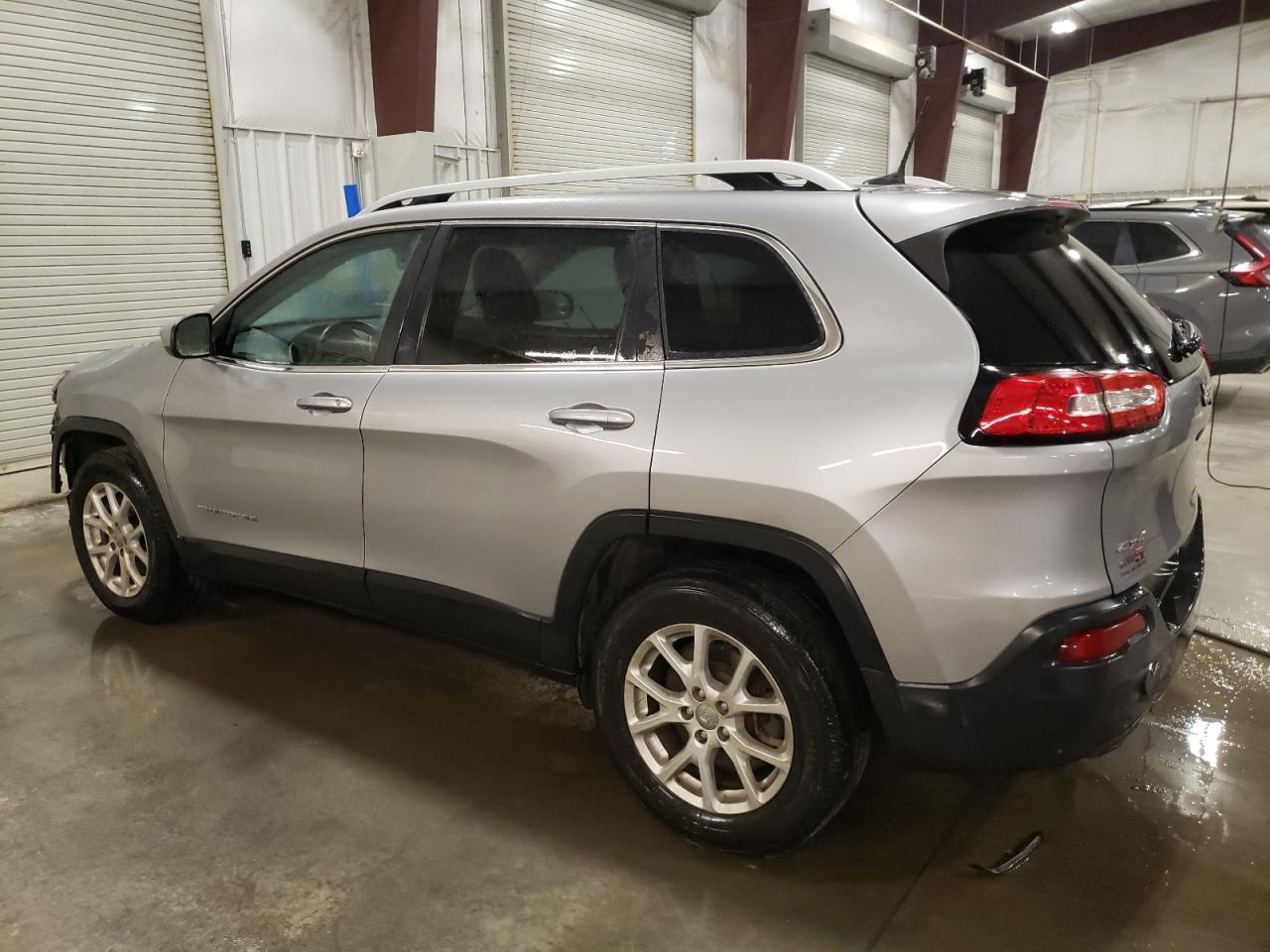 2017 JEEP CHEROKEE L - Image 2