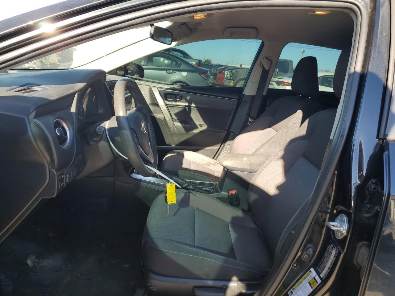 2018 TOYOTA COROLLA L - Фото 7