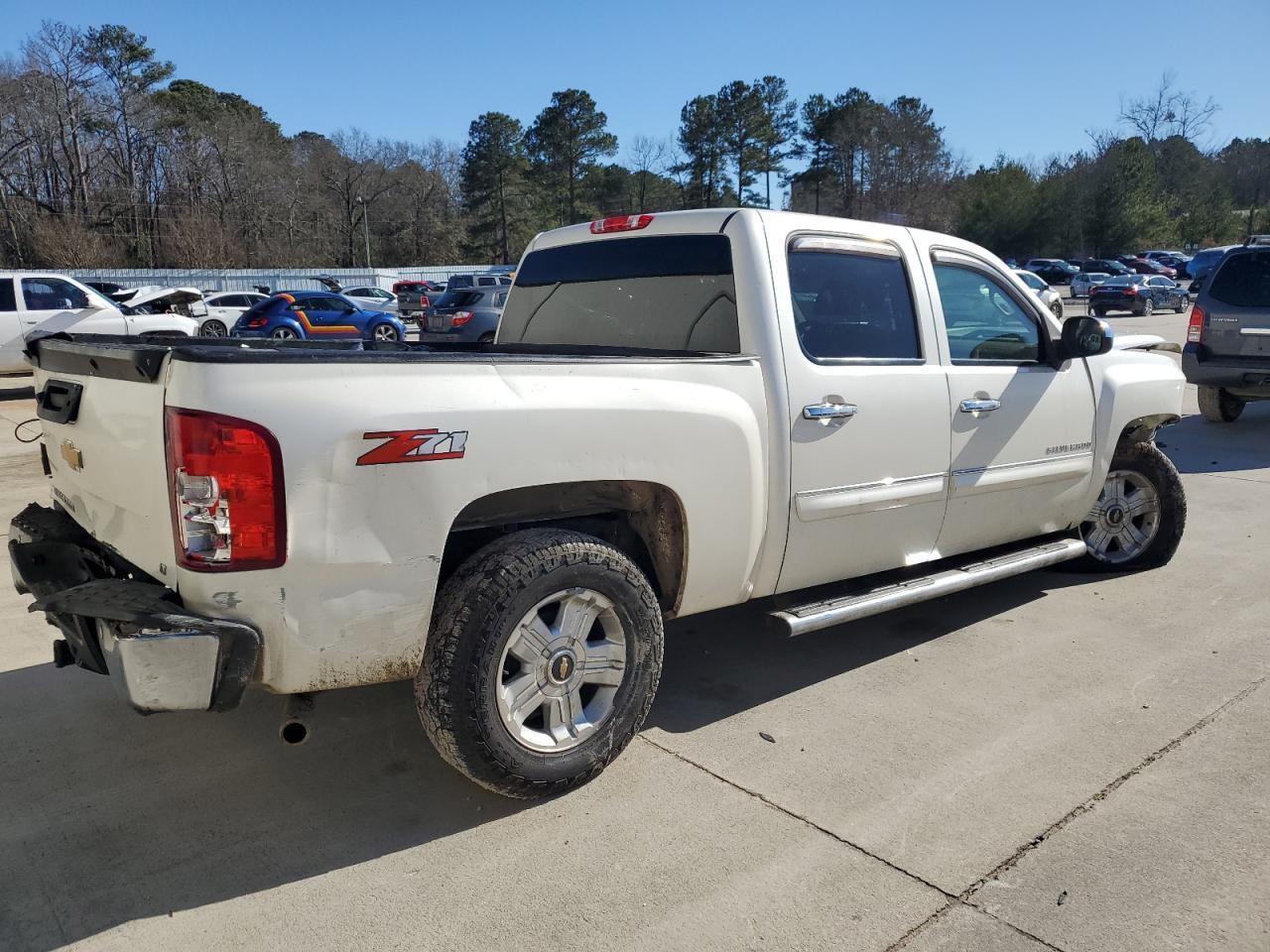 2013 CHEVROLET SILVERADO - Image 3