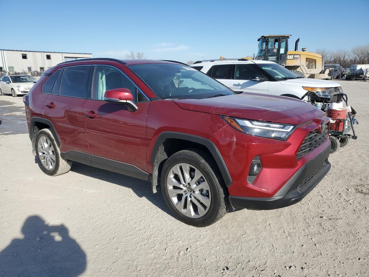 2024 TOYOTA RAV4 XLE P - Image 4