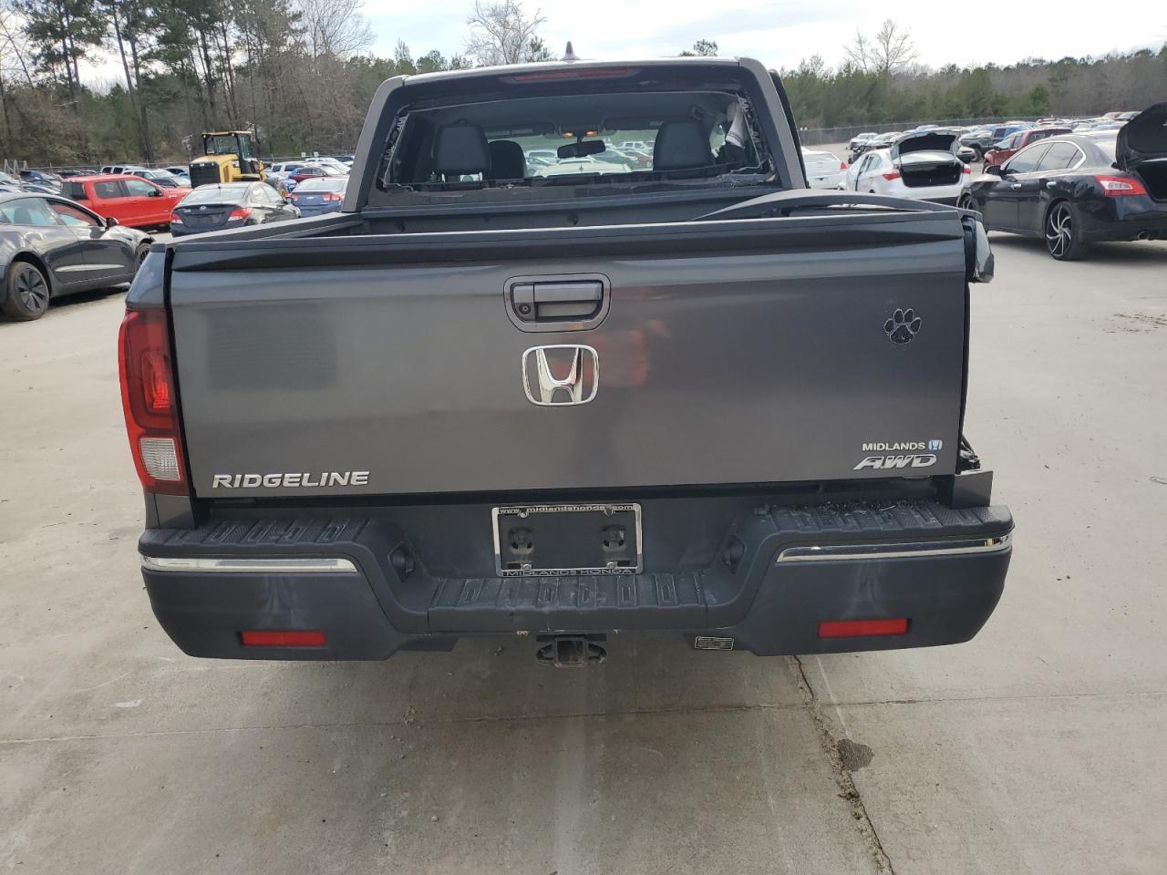2017 HONDA RIDGELINE - Фото 6