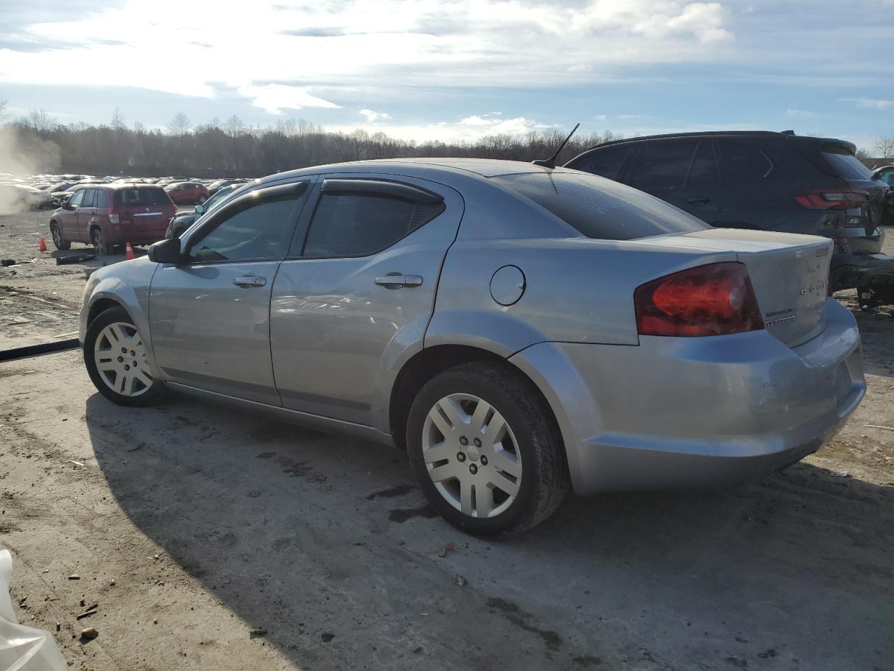 2014 DODGE AVENGER SE - Image 2