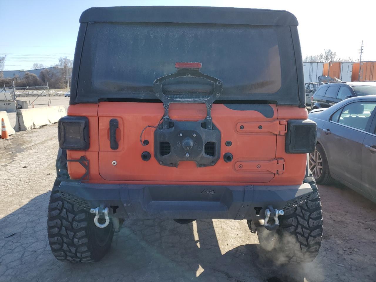 2019 JEEP WRANGLER U - Image 6