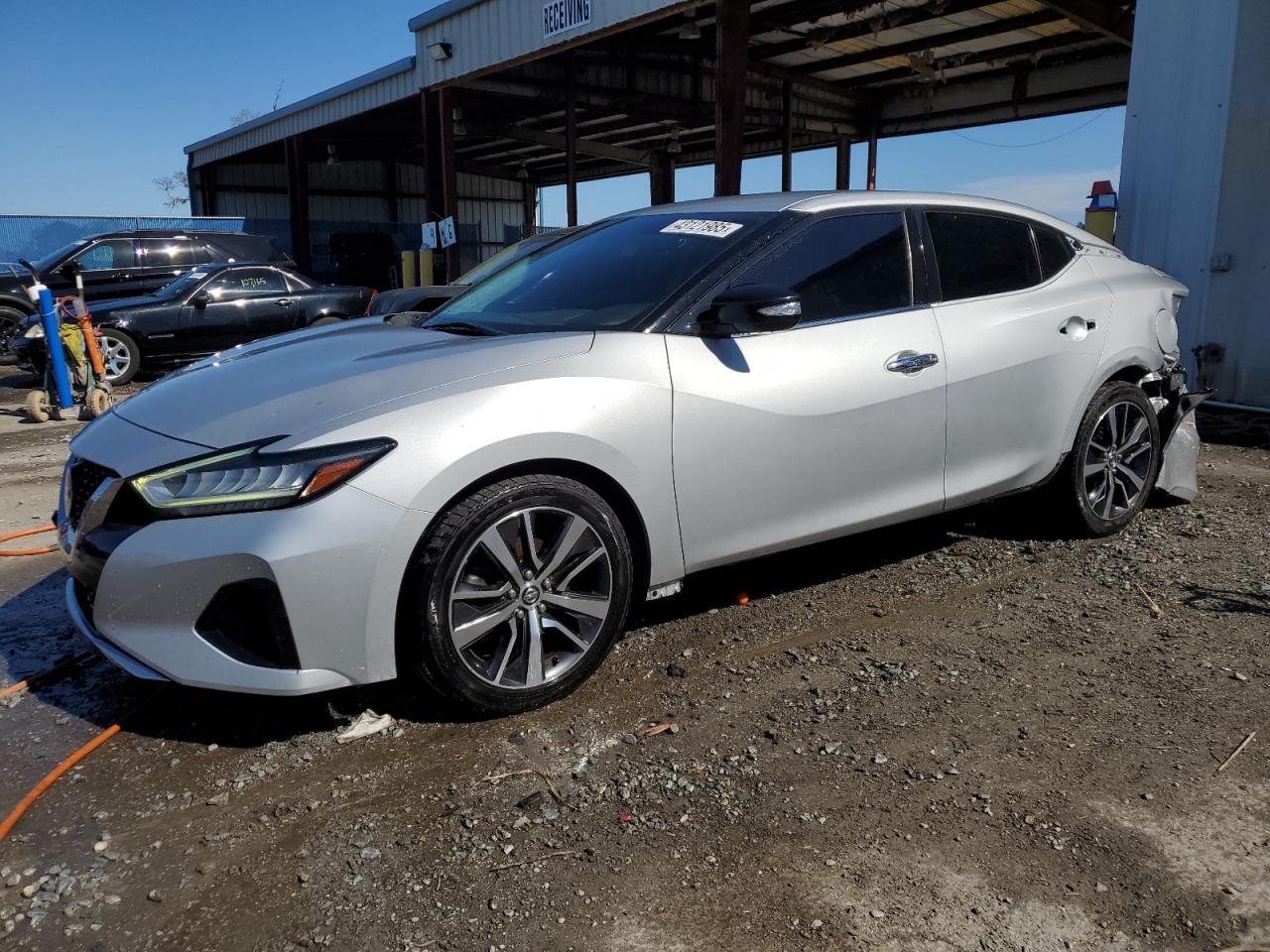 2019 NISSAN MAXIMA S