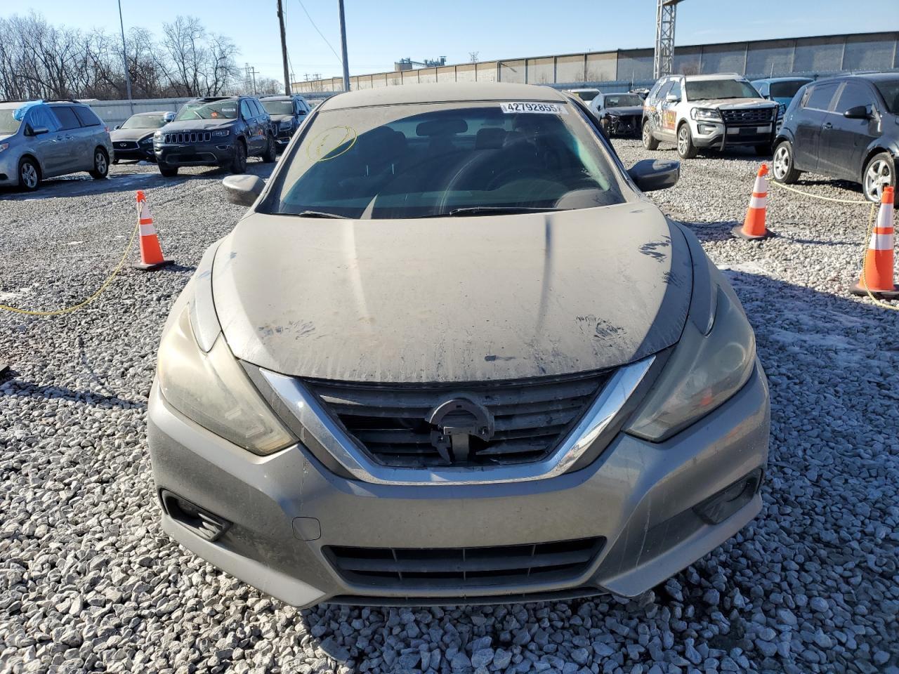 2017 NISSAN ALTIMA 2.5 - Фото 5