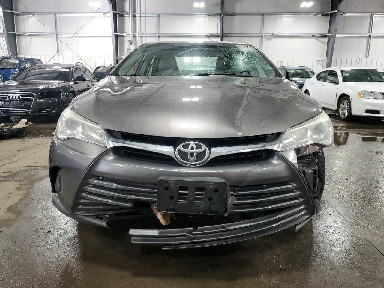 2017 TOYOTA CAMRY LE - Фото 5