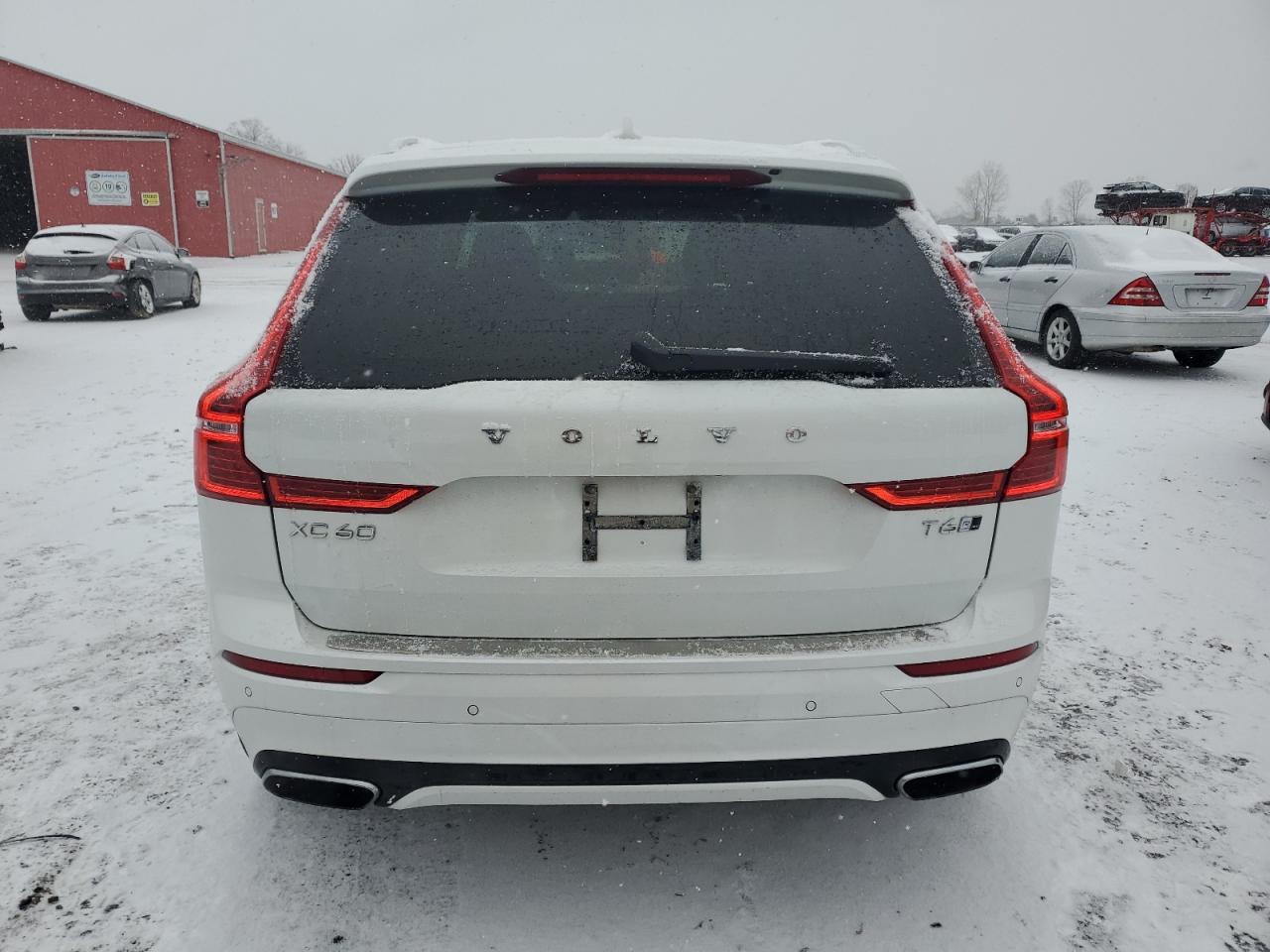 2018 VOLVO XC60 T6 R- - Image 6
