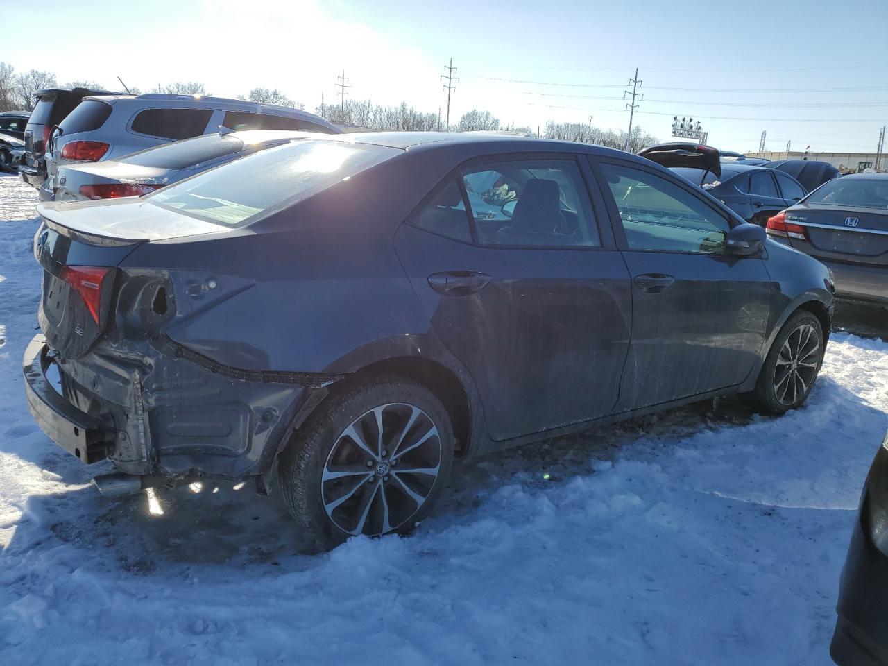 2018 TOYOTA COROLLA L - Image 3