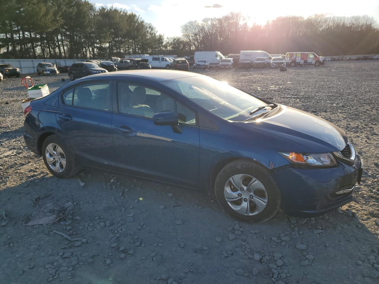 2015 HONDA CIVIC LX - Фото 4