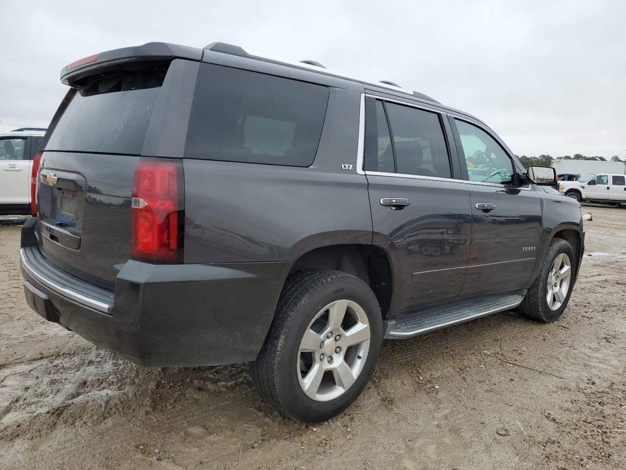 2015 CHEVROLET TAHOE C150 - Image 3