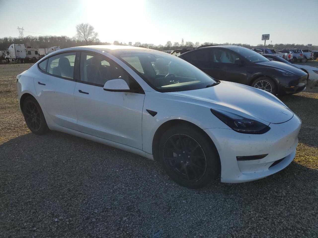 2022 TESLA MODEL 3 - Image 4