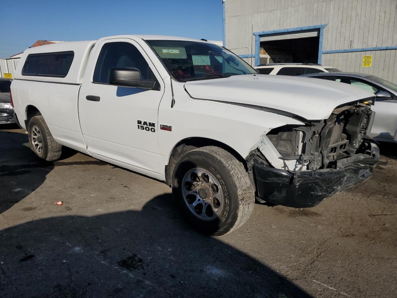 2015 RAM 1500 ST - Фото 4