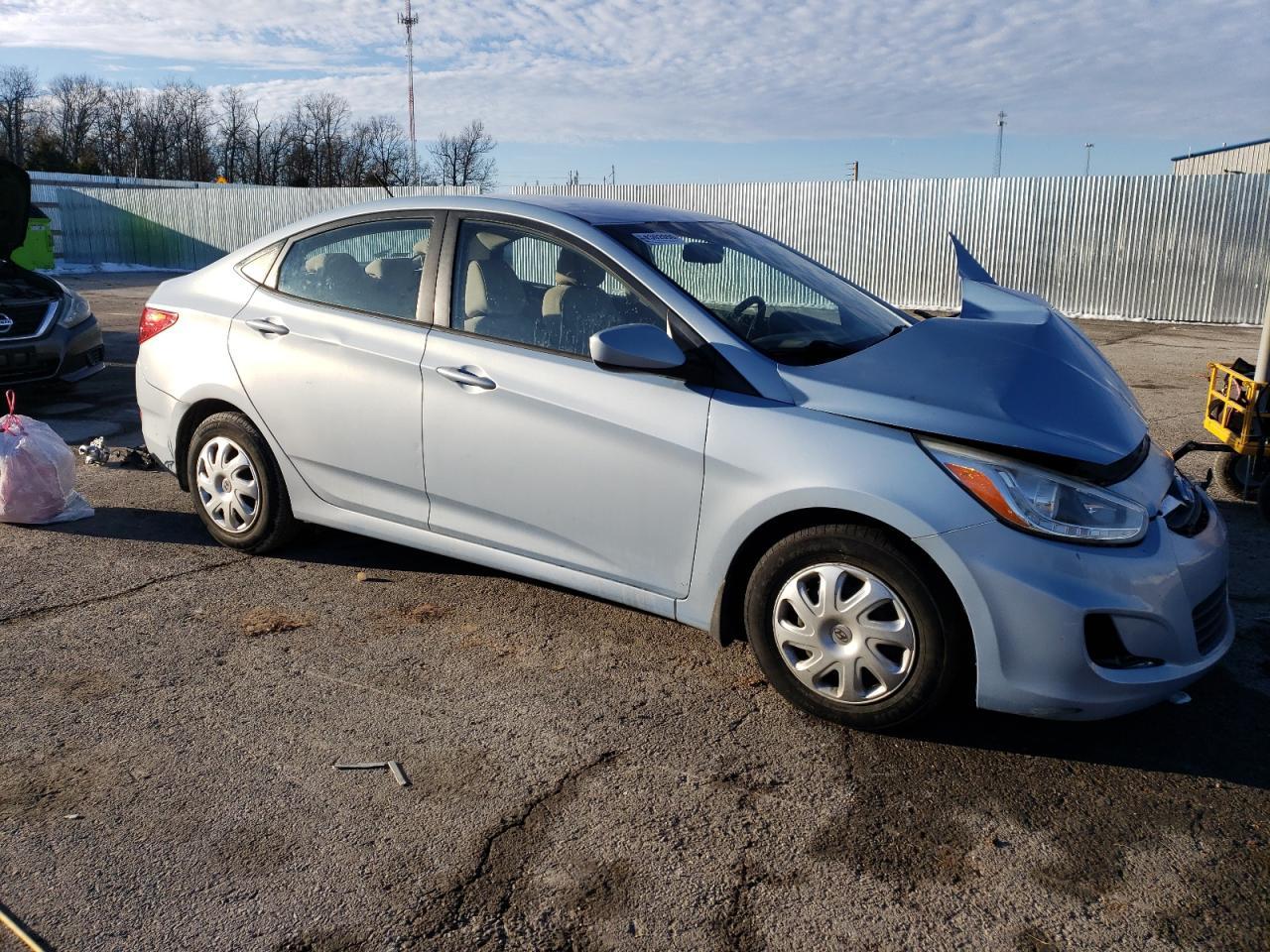 2014 HYUNDAI ACCENT GLS - Image 4