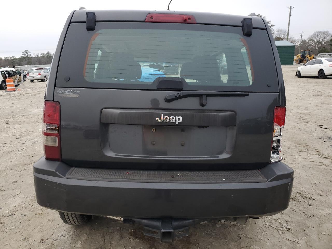 2010 JEEP LIBERTY SP - Image 6