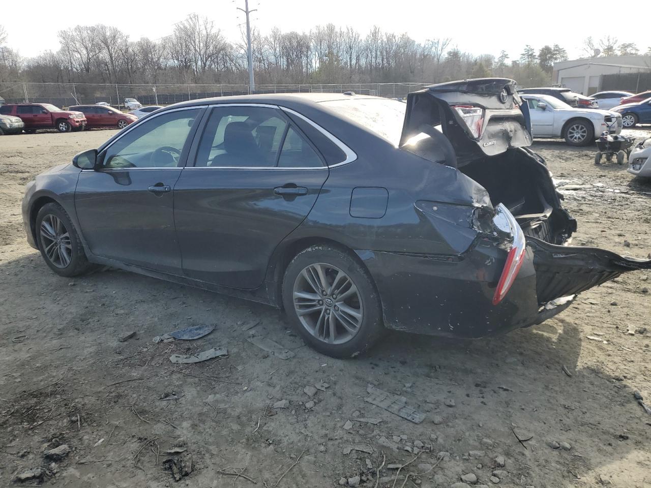 2015 TOYOTA CAMRY LE - Image 2