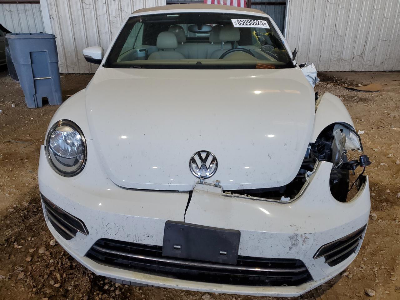 2019 VOLKSWAGEN BEETLE S - Фото 5