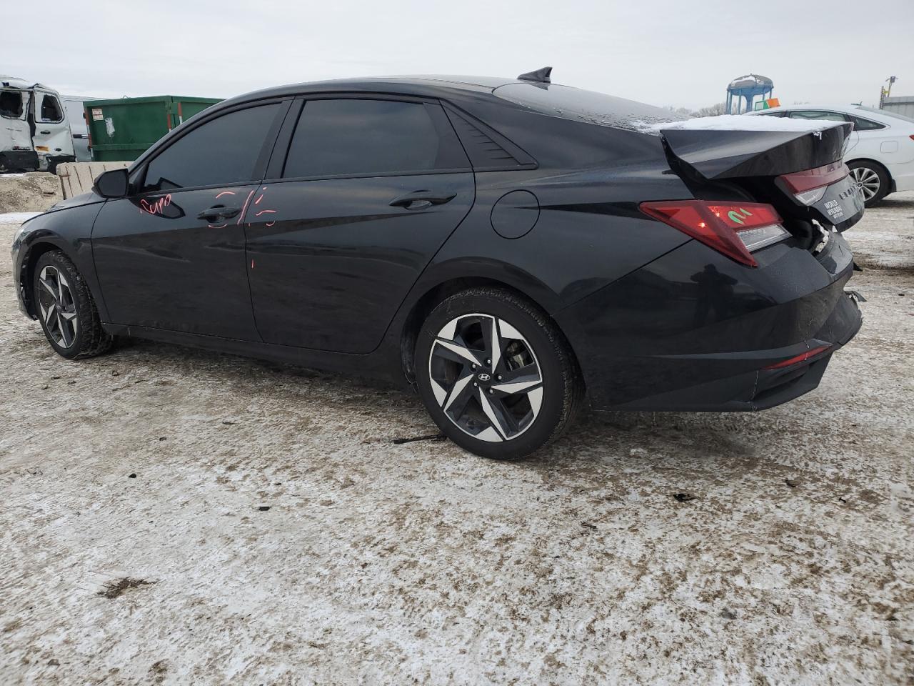 2023 HYUNDAI ELANTRA SE - Фото 2