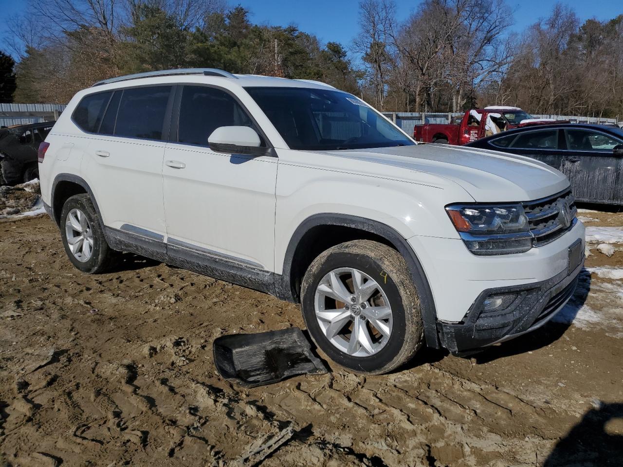 2018 VOLKSWAGEN ATLAS SE - Image 4