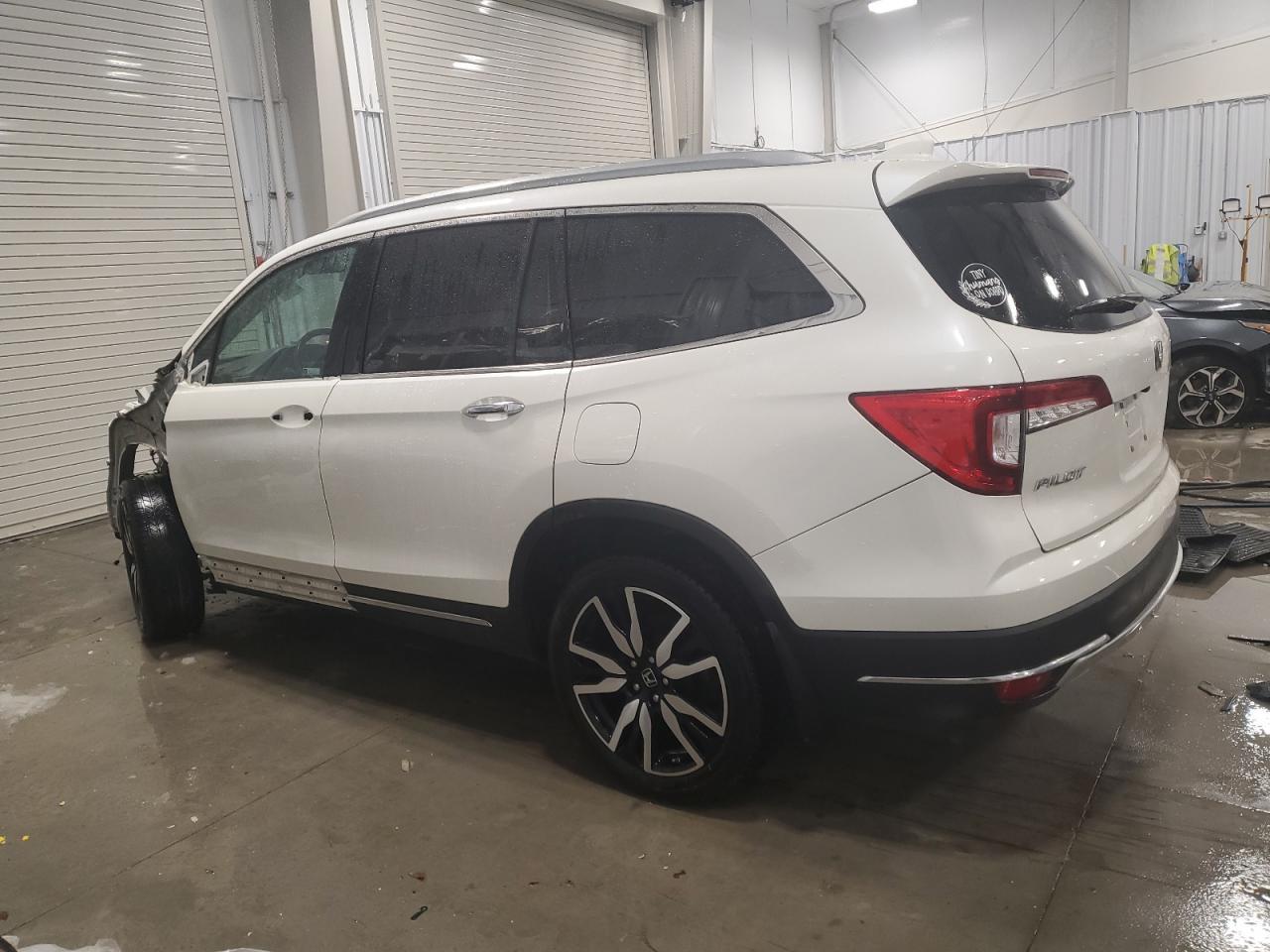 2019 HONDA PILOT ELIT - Image 2