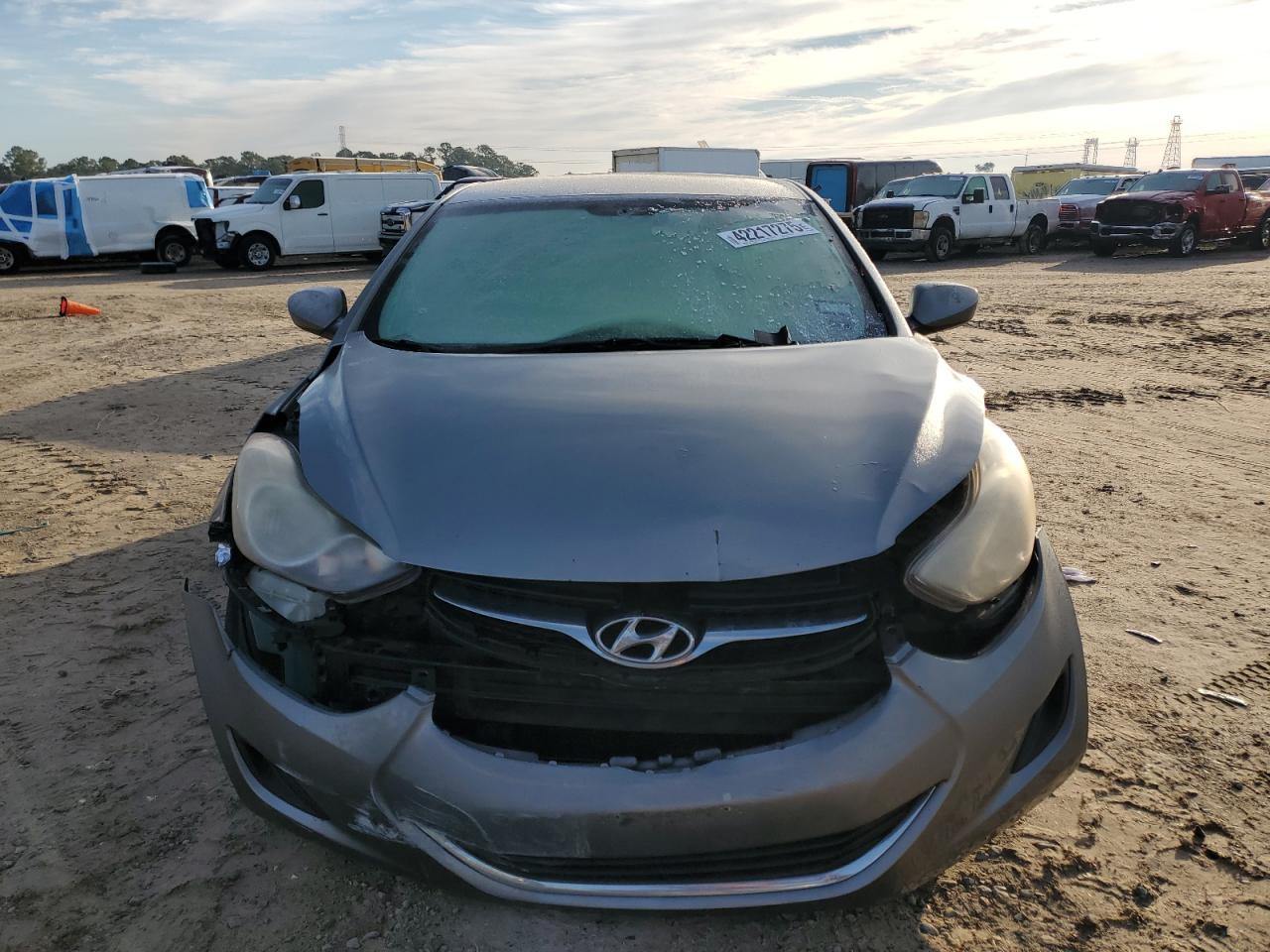 2011 HYUNDAI ELANTRA GL - Image 5