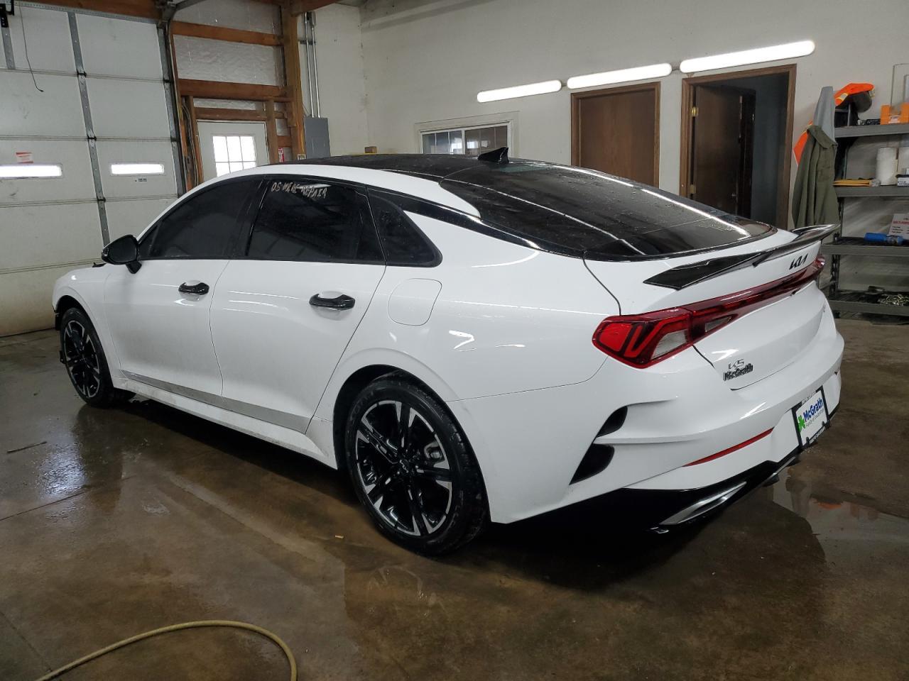 2023 KIA K5 GT LINE - Фото 2