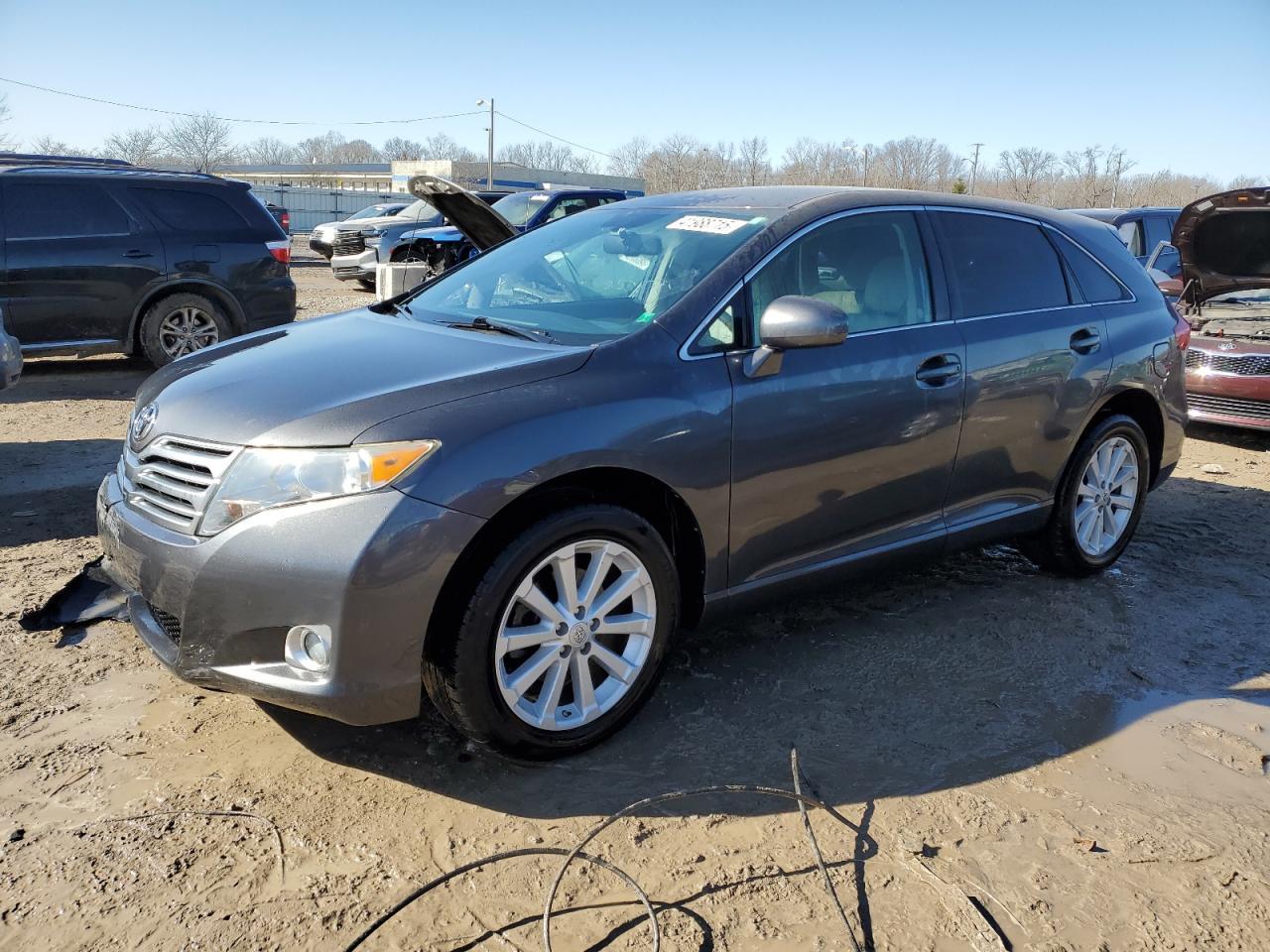 2012 TOYOTA VENZA LE