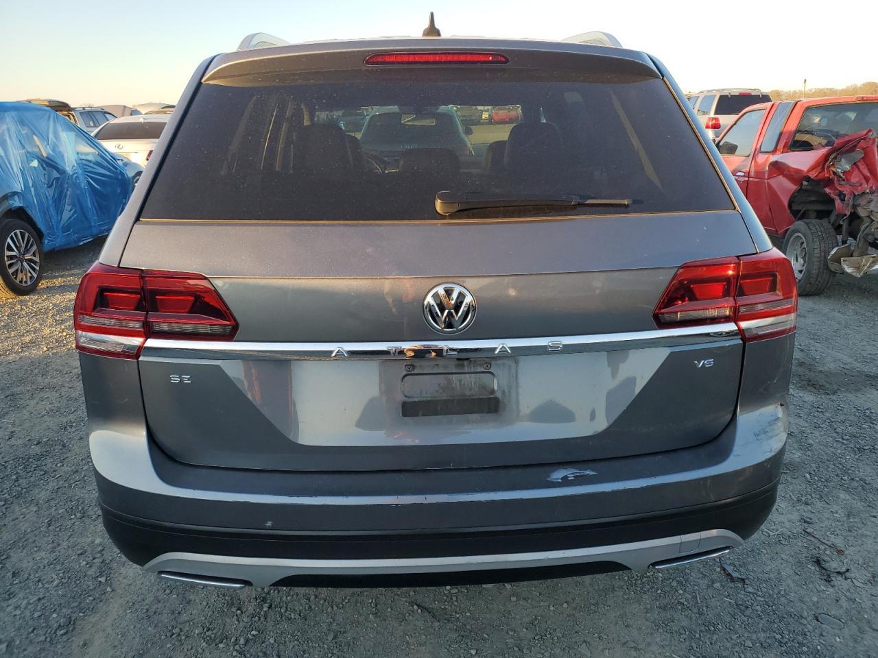 2018 VOLKSWAGEN ATLAS SE - Image 6