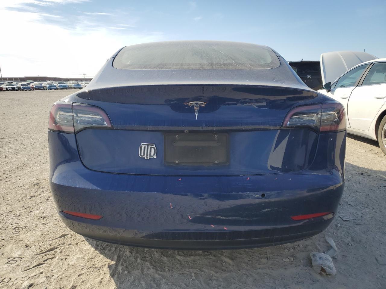 2021 TESLA MODEL 3 - Фото 6