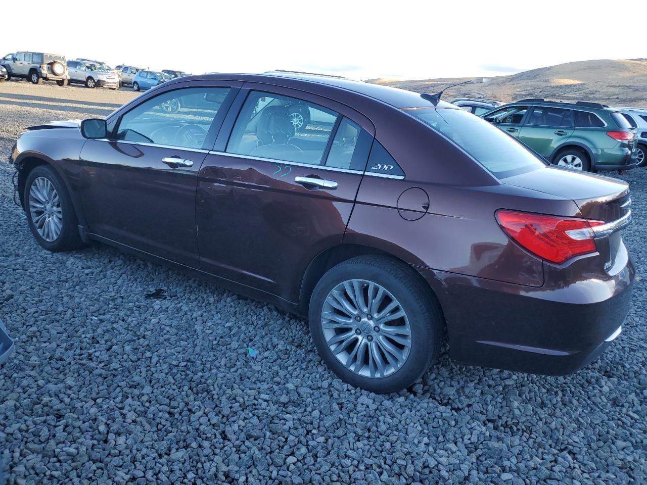 2012 CHRYSLER 200 LIMITE - Image 2