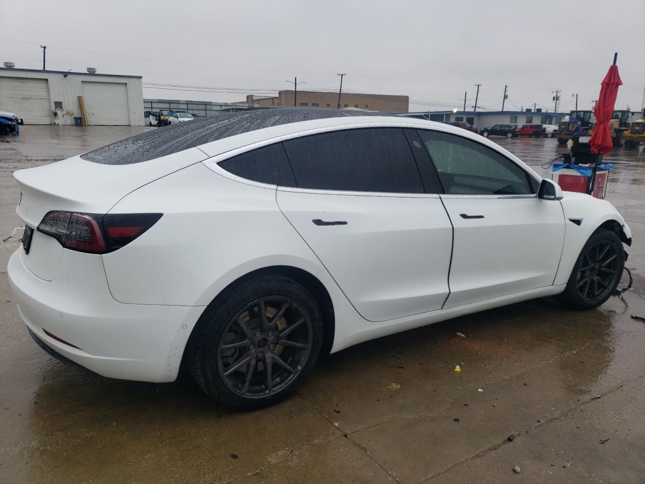 2019 TESLA MODEL 3 - Image 3