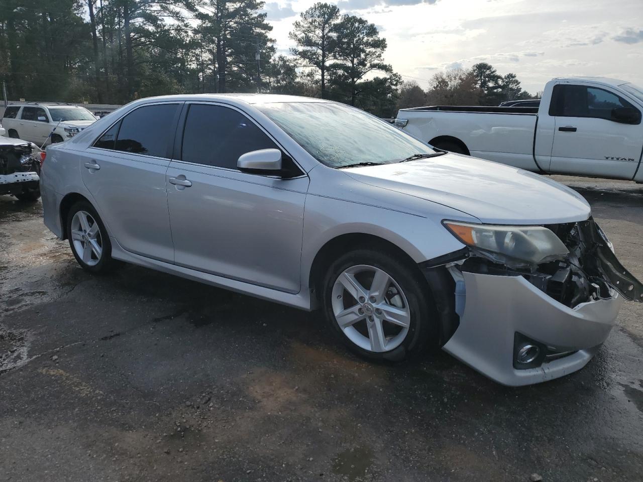 2012 TOYOTA CAMRY BASE - Фото 4