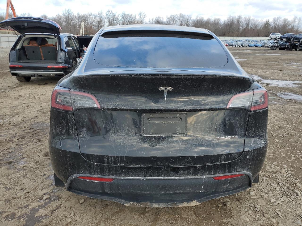 2023 TESLA MODEL Y - Фото 6