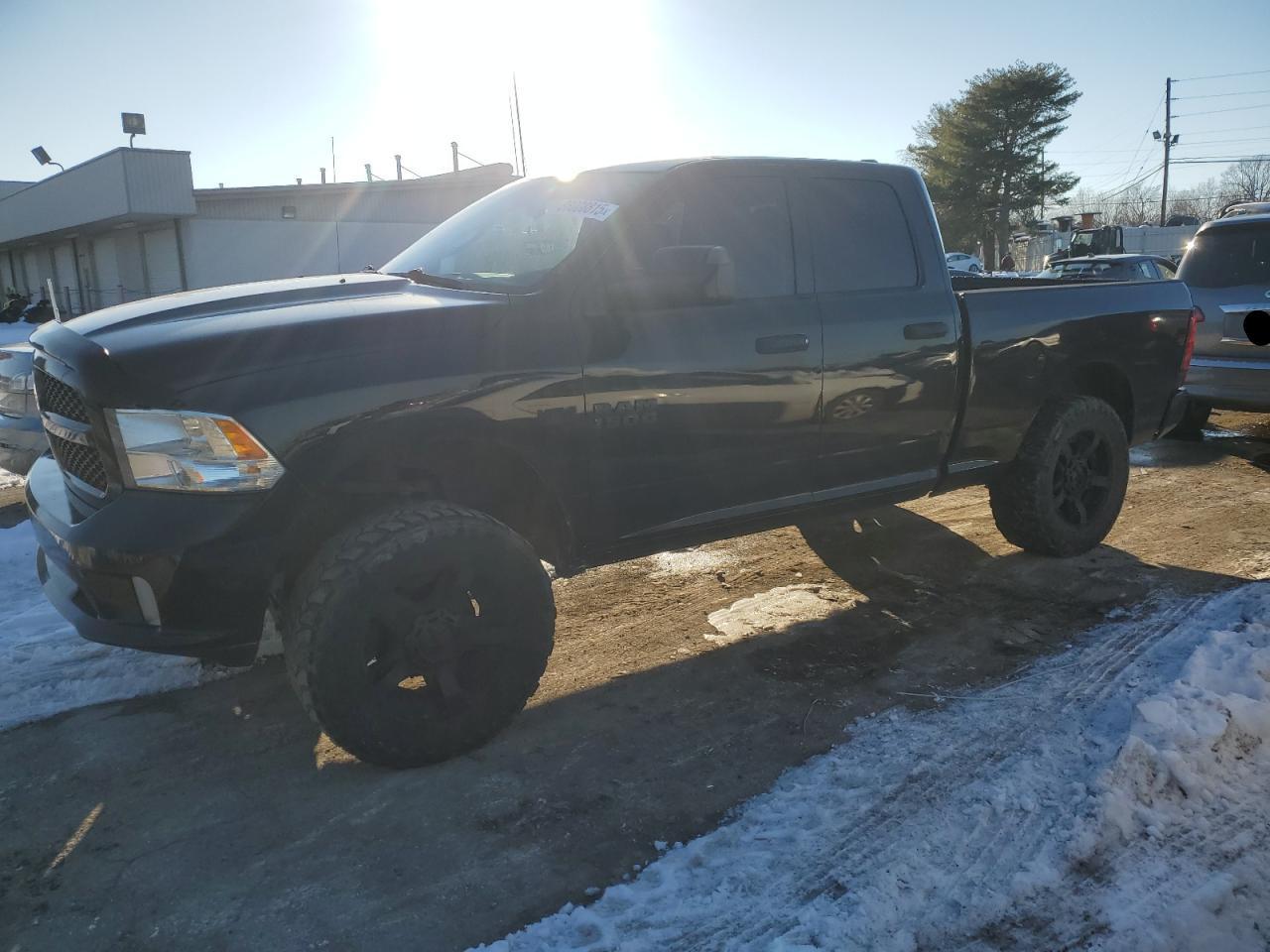 2014 RAM 1500 ST