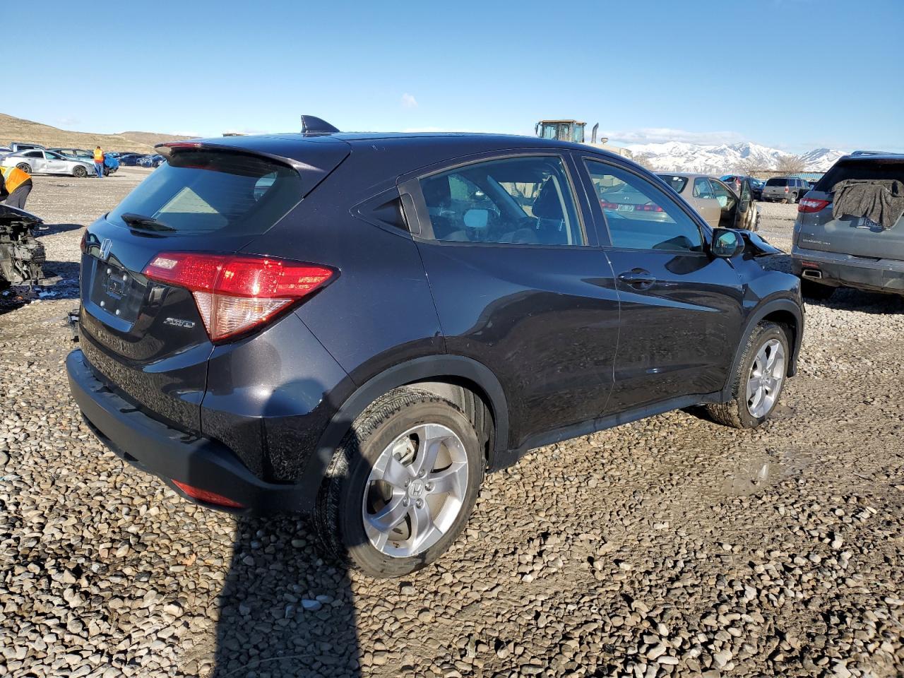 2018 HONDA HR-V LX - Фото 3