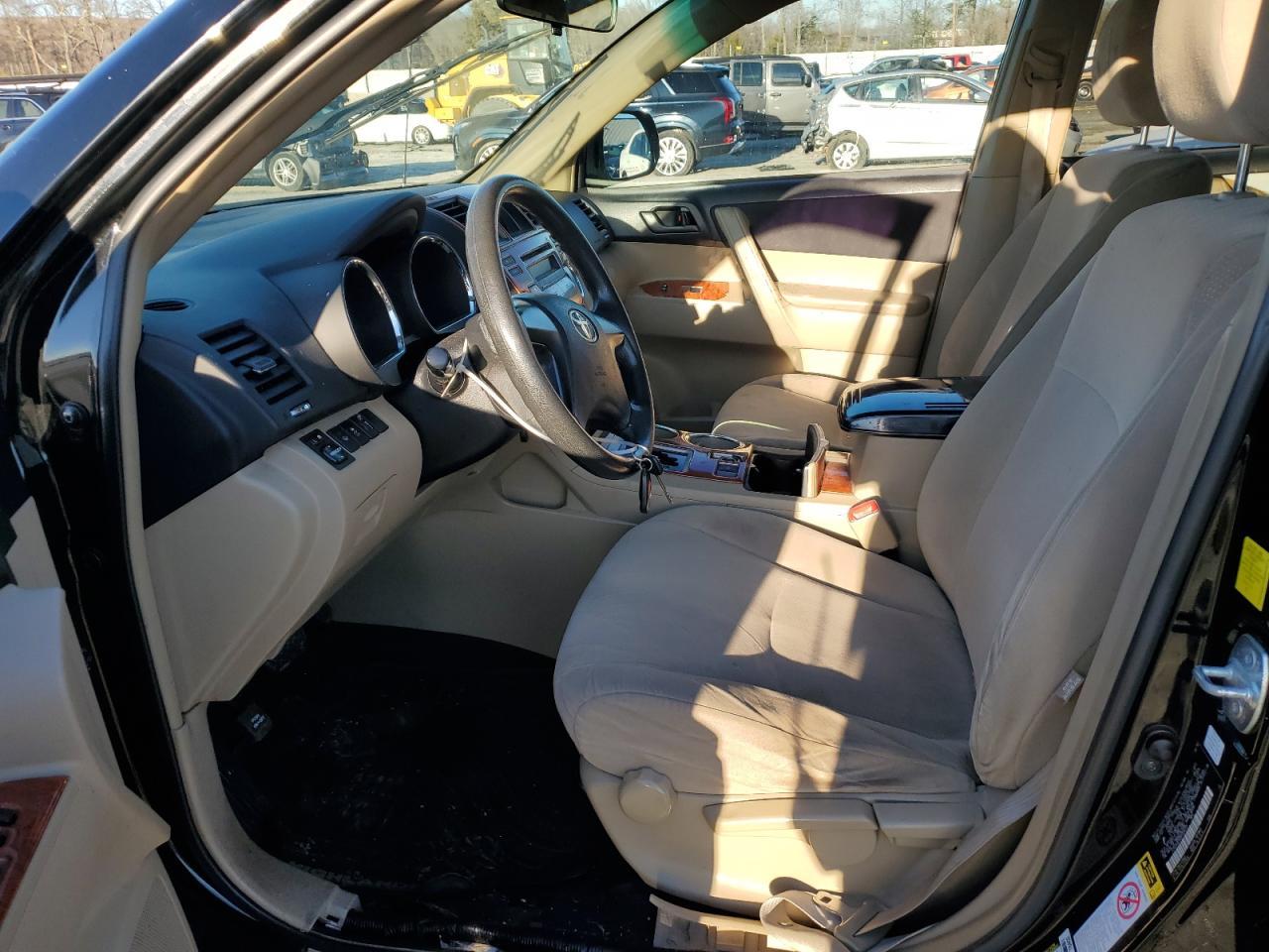 2011 TOYOTA HIGHLANDER - Фото 7