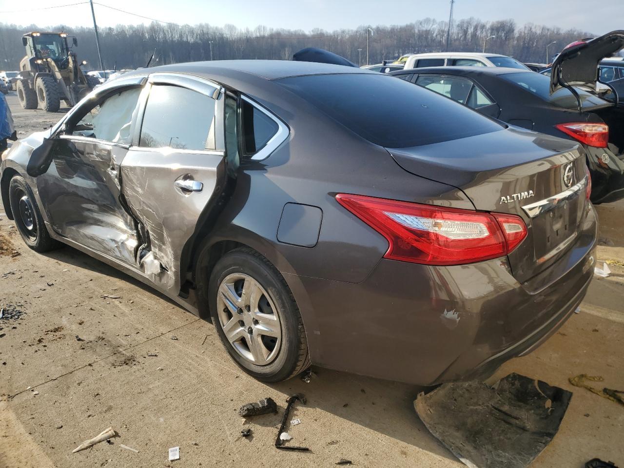 2016 NISSAN ALTIMA 2.5 - Image 2