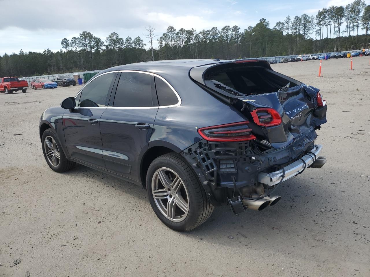 2015 PORSCHE MACAN S - Фото 2