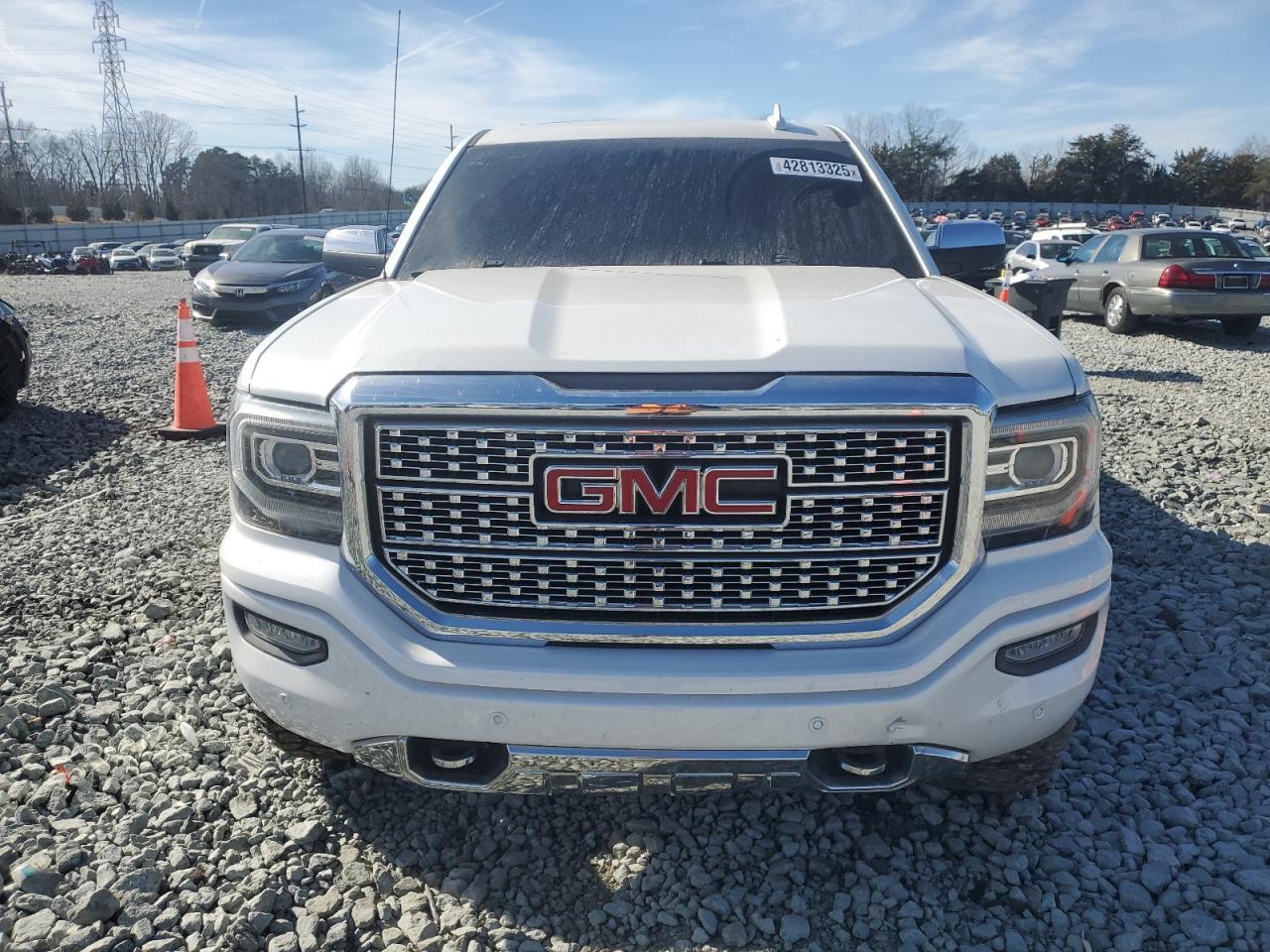 2017 GMC SIERRA K15 - Фото 5